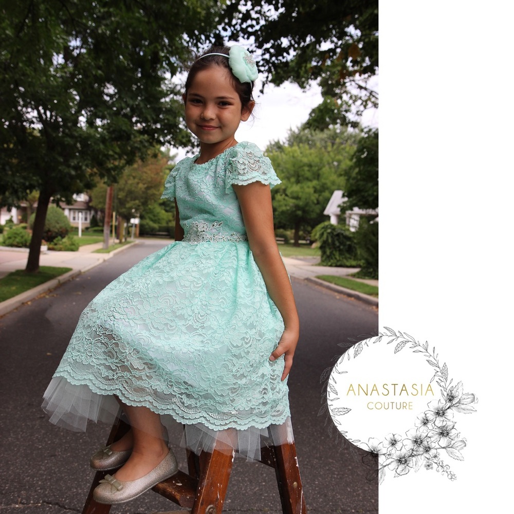 Anastasia Couture dress. Size 7T-8T color Mint